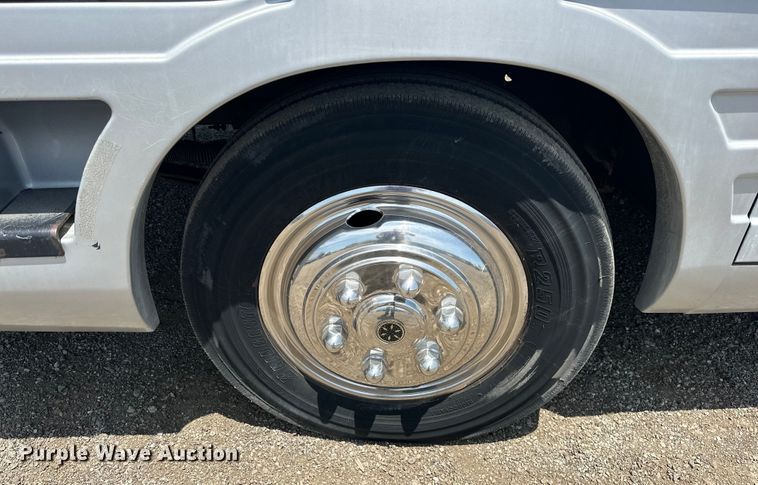 image for item EJ4448 1994 Winnebago  Vectra RV