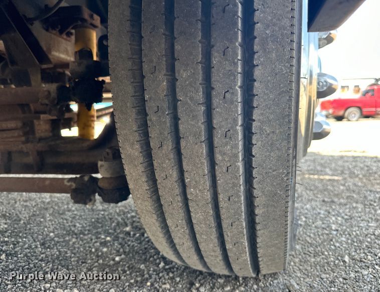 image for item EJ4448 1994 Winnebago  Vectra RV