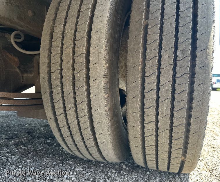 image for item EJ4448 1994 Winnebago  Vectra RV