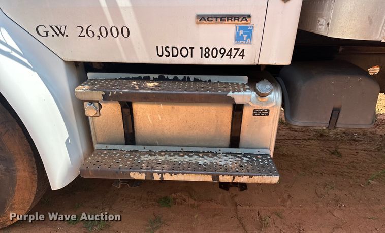 image for item EJ4465 2008 Sterling  Acterra  box truck