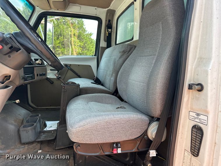 image for item EJ4465 2008 Sterling  Acterra  box truck