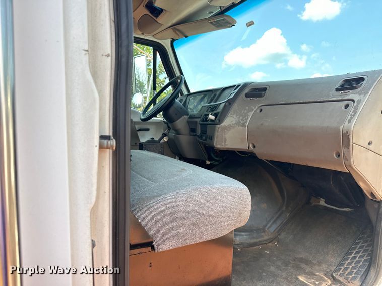 image for item EJ4465 2008 Sterling  Acterra  box truck