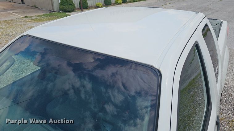 image for item EJ5764 2013 Nissan  Frontier  King Cab pickup truck