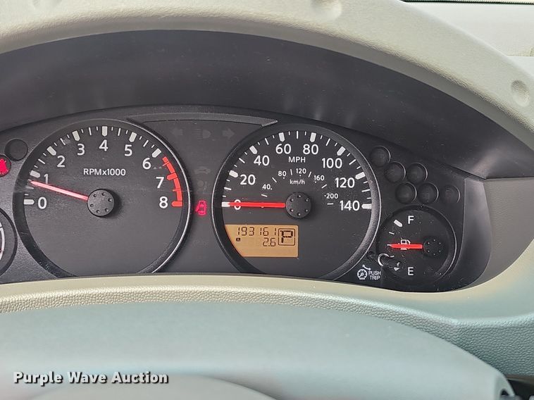 image for item EJ5764 2013 Nissan  Frontier  King Cab pickup truck