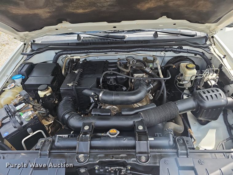 image for item EJ5764 2013 Nissan  Frontier  King Cab pickup truck