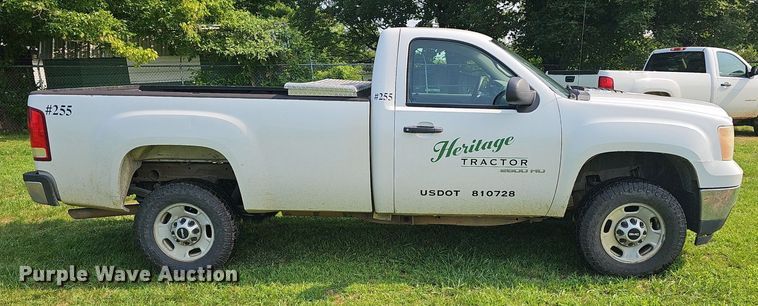 image for item EJ5768 2014 GMC Sierra 2500HD pickup truck