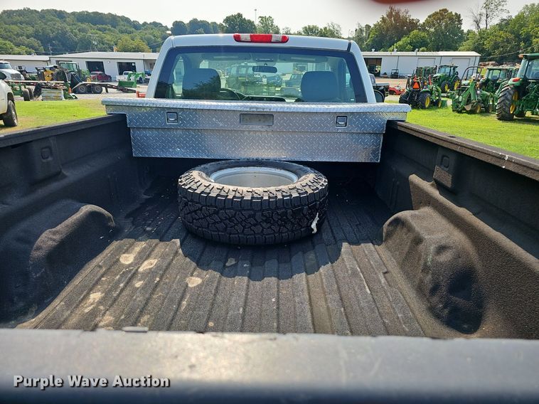 image for item EJ5768 2014 GMC Sierra 2500HD pickup truck