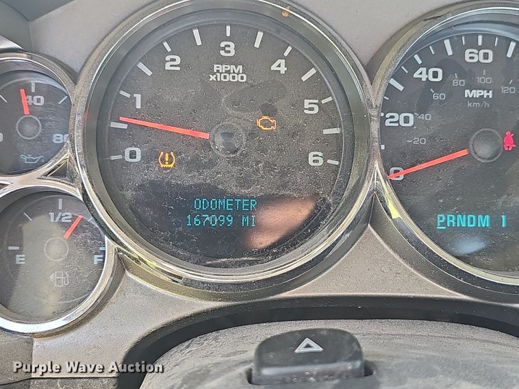 image for item EJ5768 2014 GMC Sierra 2500HD pickup truck