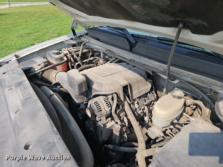 image for item EJ5768 2014 GMC Sierra 2500HD pickup truck