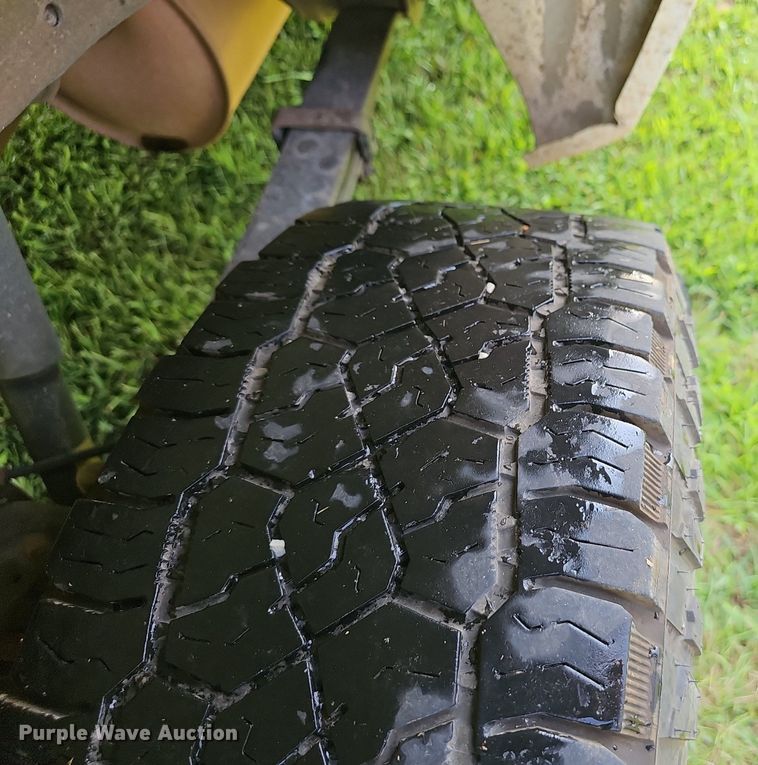 image for item EJ5768 2014 GMC Sierra 2500HD pickup truck