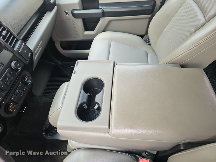 image for item EJ5772 2018 Ford F150 SuperCrew pickup truck