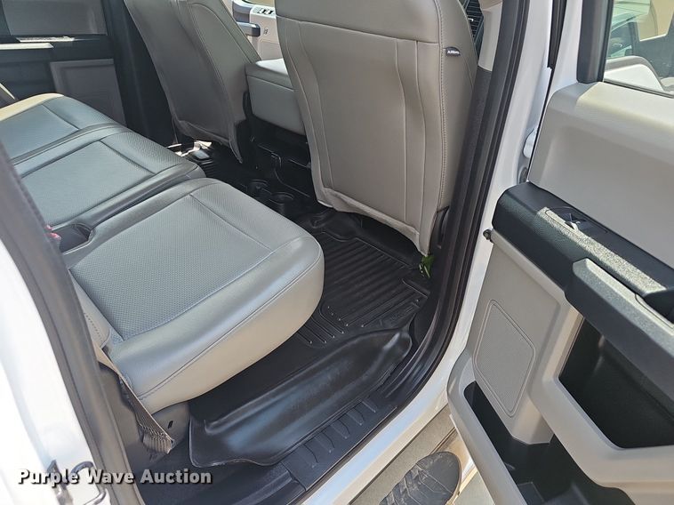 image for item EJ5772 2018 Ford F150 SuperCrew pickup truck