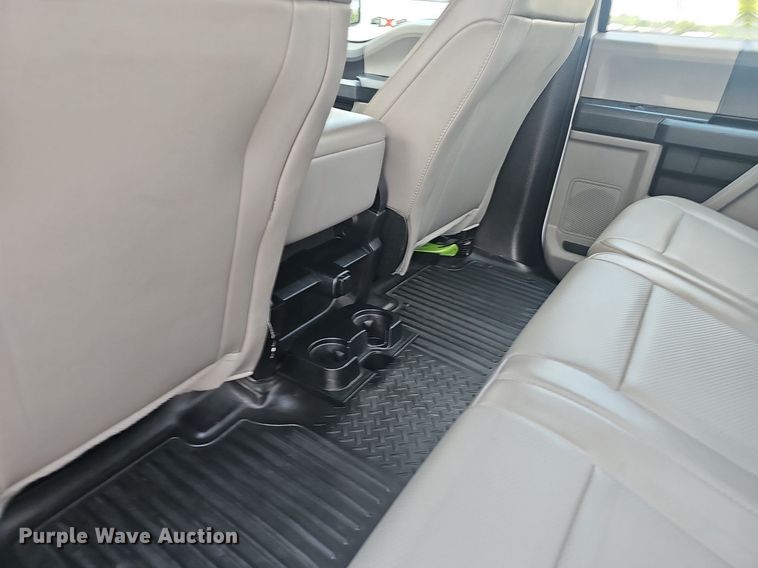 image for item EJ5772 2018 Ford F150 SuperCrew pickup truck