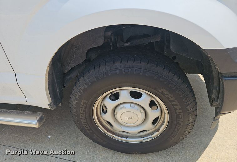 image for item EJ5772 2018 Ford F150 SuperCrew pickup truck