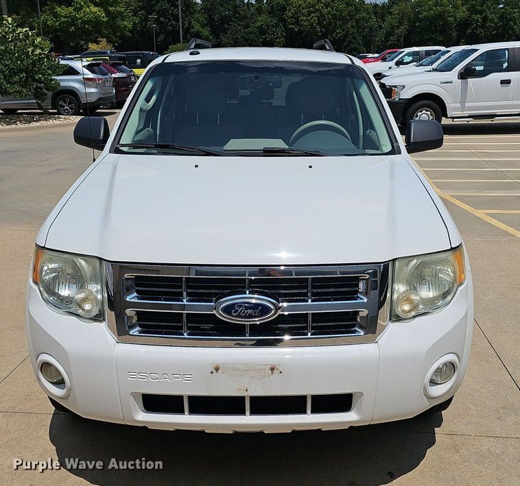 image for item EJ5773 2011 Ford  Escape SUV