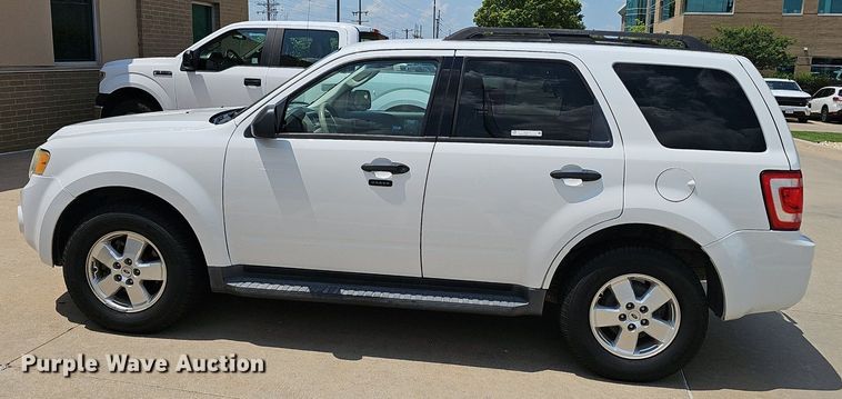 image for item EJ5773 2011 Ford  Escape SUV