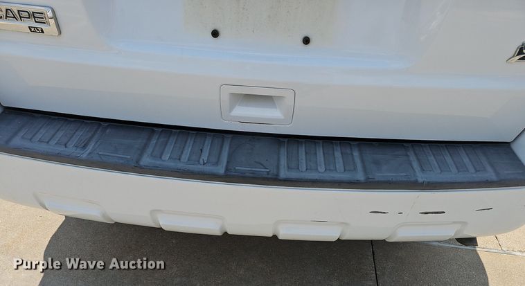 image for item EJ5773 2011 Ford  Escape SUV