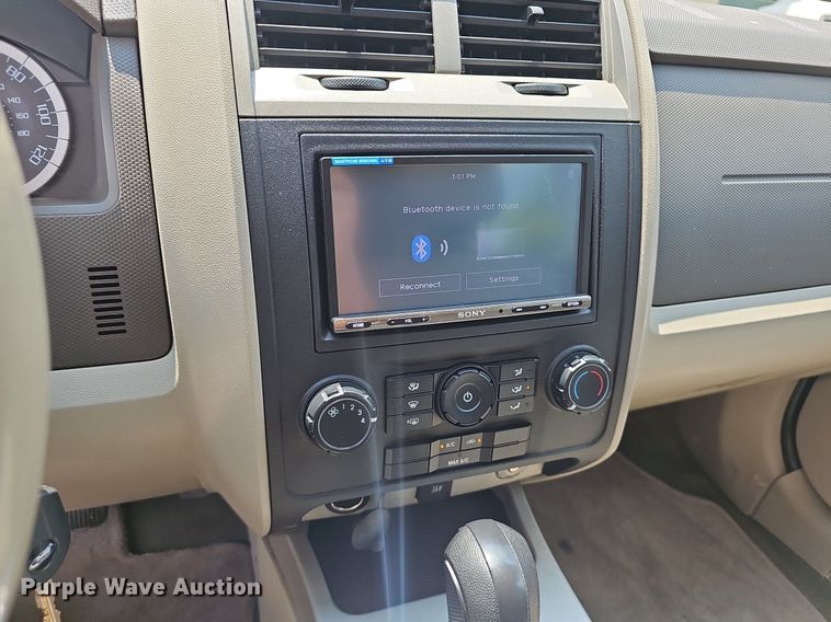 image for item EJ5773 2011 Ford  Escape SUV