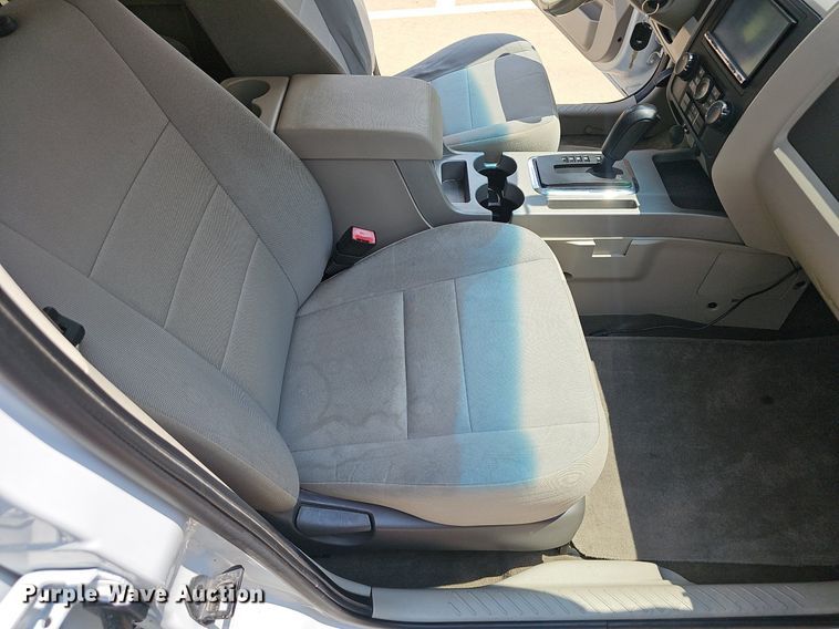 image for item EJ5773 2011 Ford  Escape SUV