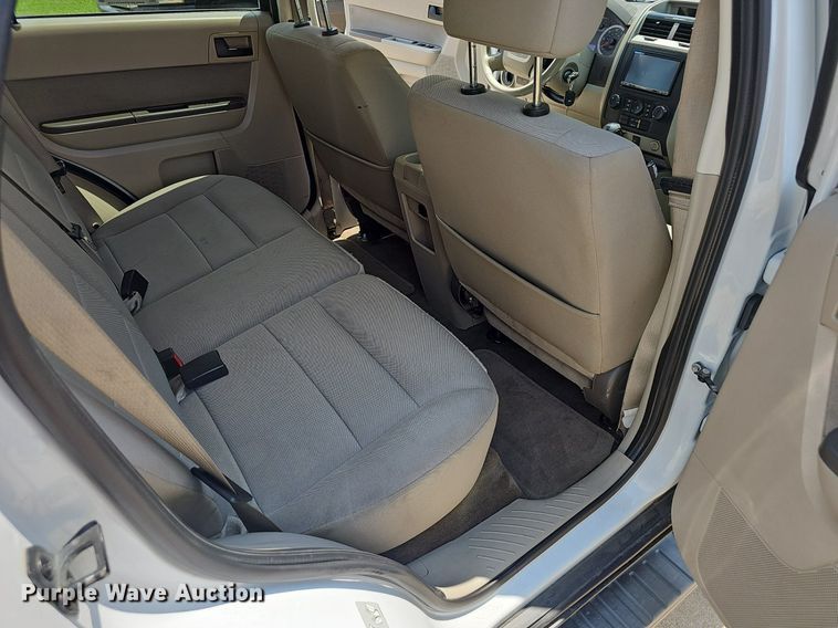 image for item EJ5773 2011 Ford  Escape SUV