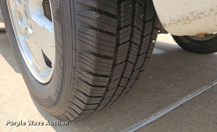 image for item EJ5773 2011 Ford  Escape SUV