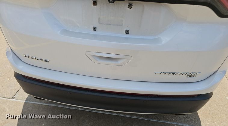 image for item EJ5775 2017 Ford  Edge Titanium SUV