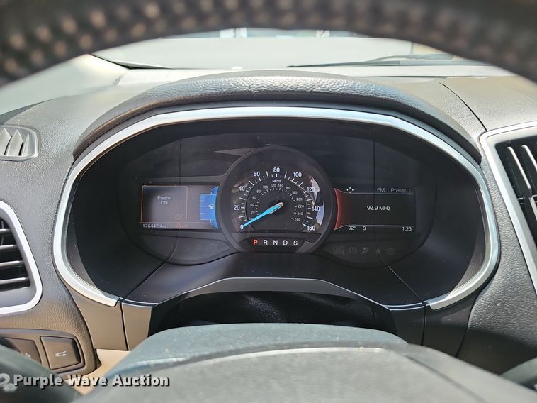 image for item EJ5775 2017 Ford  Edge Titanium SUV