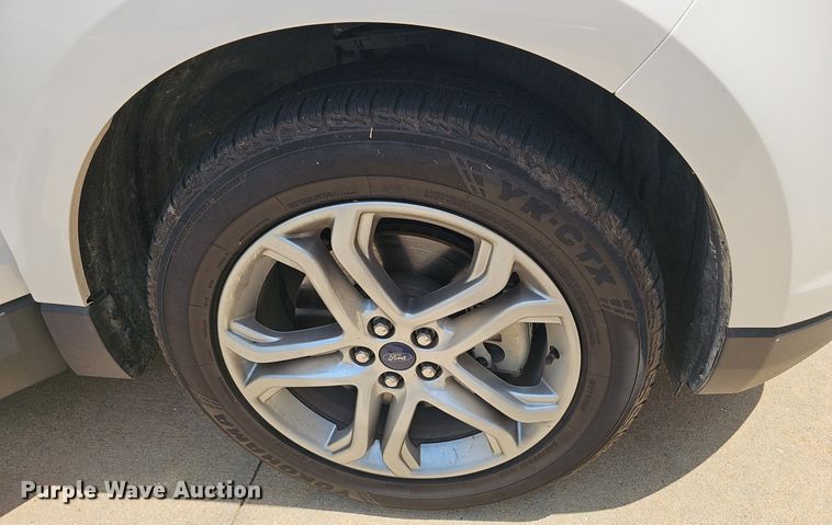 image for item EJ5775 2017 Ford  Edge Titanium SUV