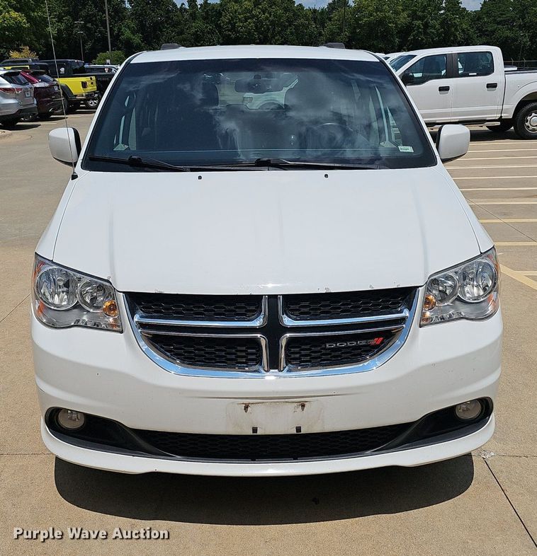 image for item EJ5776 2017 Dodge  Grand Caravan SXT van