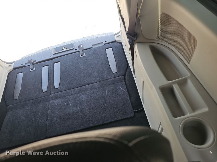 image for item EJ5776 2017 Dodge  Grand Caravan SXT van