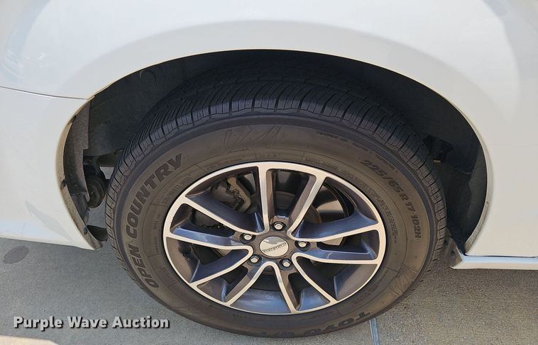 image for item EJ5776 2017 Dodge  Grand Caravan SXT van