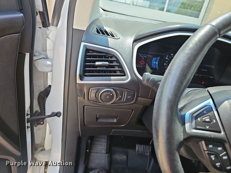 image for item EJ5777 2017 Ford Edge SEL SUV