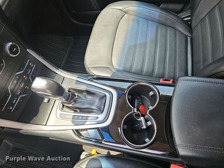 image for item EJ5777 2017 Ford Edge SEL SUV