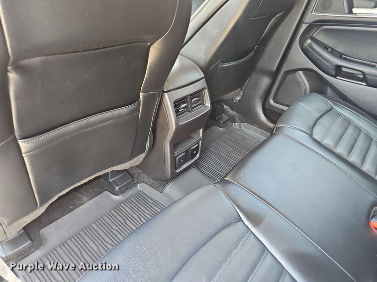 image for item EJ5777 2017 Ford Edge SEL SUV