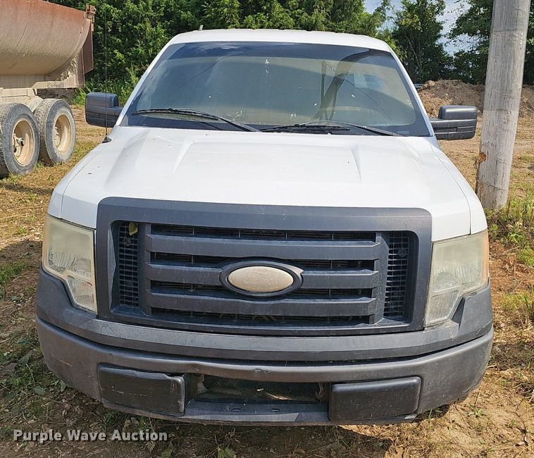 image for item EJ5793 2009 Ford F15 pickup truck