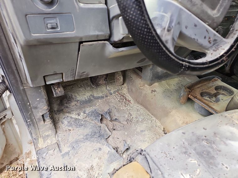 image for item EJ5793 2009 Ford F15 pickup truck