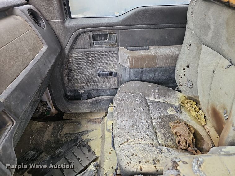 image for item EJ5793 2009 Ford F15 pickup truck