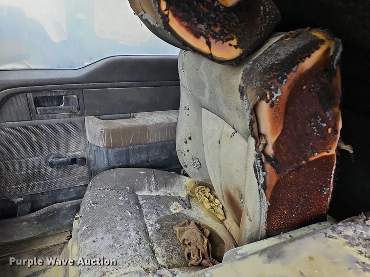 image for item EJ5793 2009 Ford F15 pickup truck