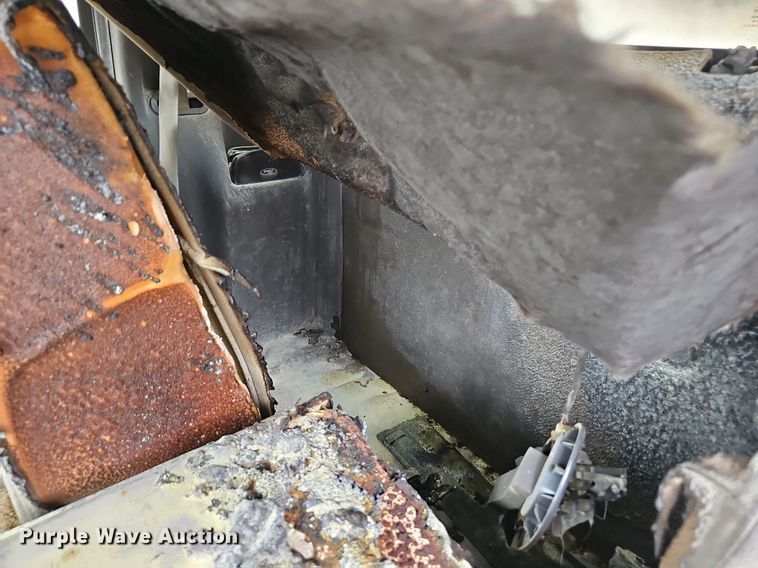 image for item EJ5793 2009 Ford F15 pickup truck