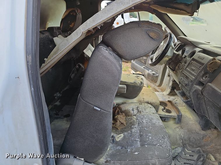 image for item EJ5793 2009 Ford F15 pickup truck