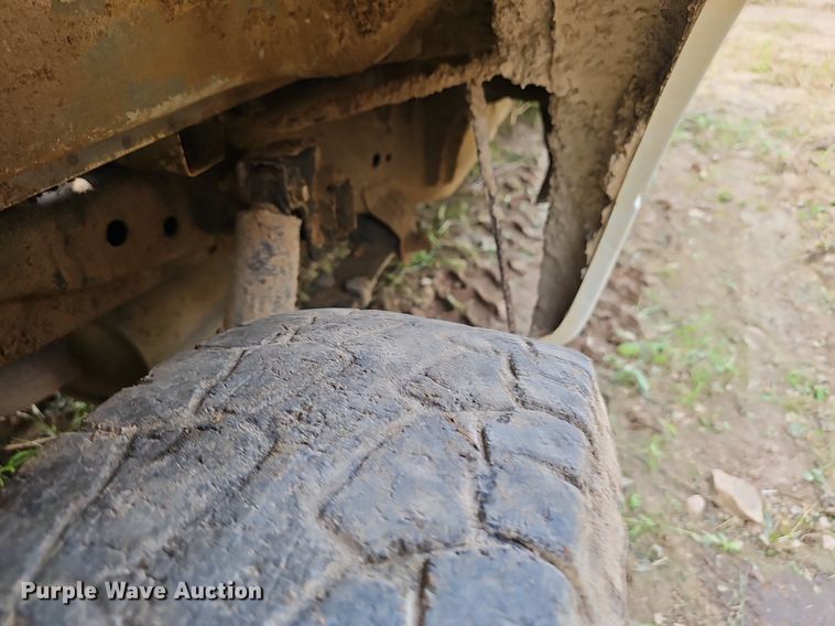 image for item EJ5793 2009 Ford F15 pickup truck