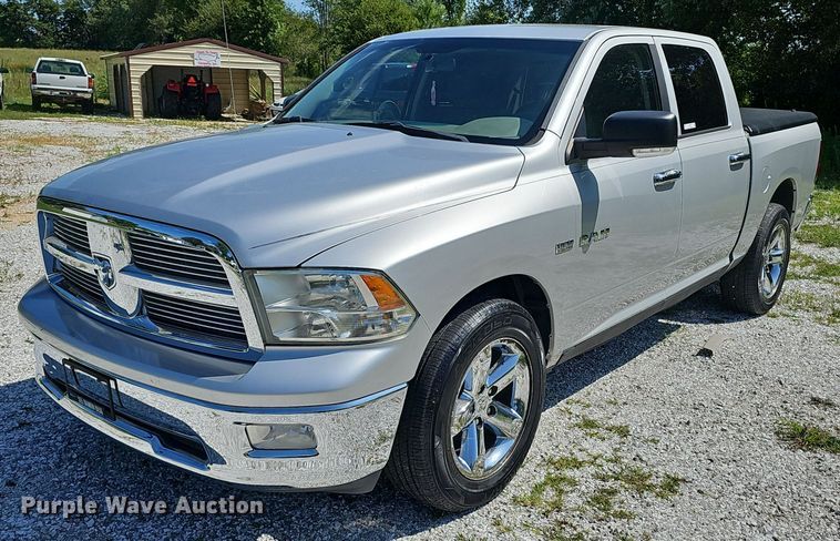 image for item EJ5813 2010 Dodge Ram 1500 Crew Cab pickup truck