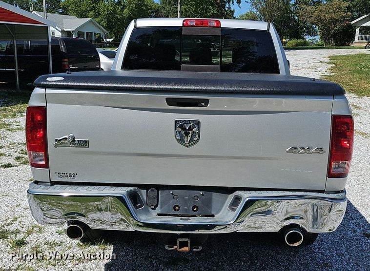 image for item EJ5813 2010 Dodge Ram 1500 Crew Cab pickup truck