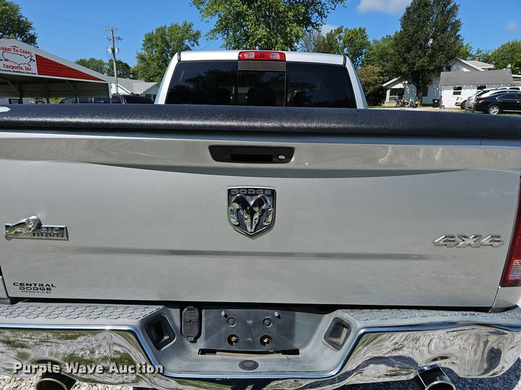 image for item EJ5813 2010 Dodge Ram 1500 Crew Cab pickup truck