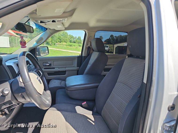 image for item EJ5813 2010 Dodge Ram 1500 Crew Cab pickup truck