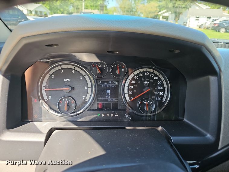 image for item EJ5813 2010 Dodge Ram 1500 Crew Cab pickup truck