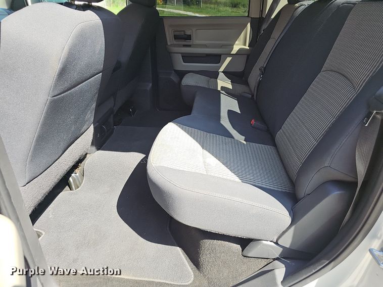 image for item EJ5813 2010 Dodge Ram 1500 Crew Cab pickup truck