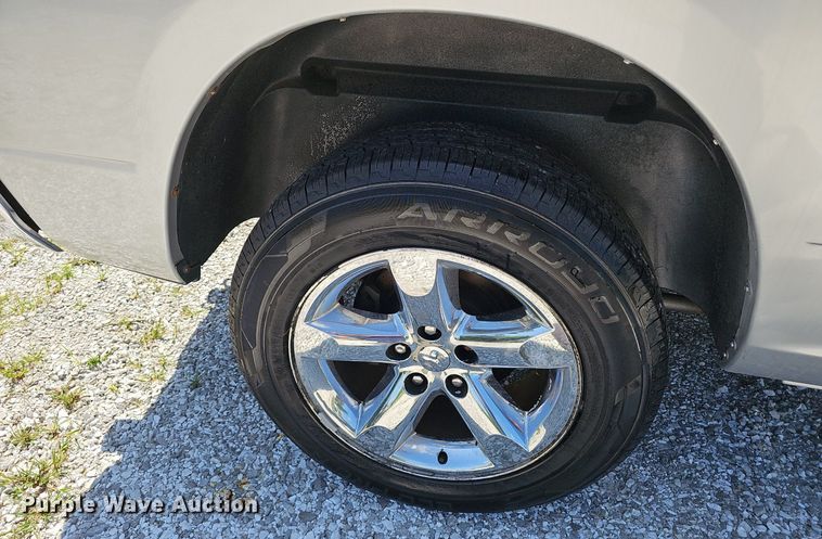 image for item EJ5813 2010 Dodge Ram 1500 Crew Cab pickup truck