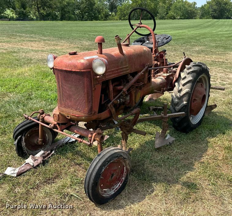 image for item EJ6403 Farmall  Cub tractor