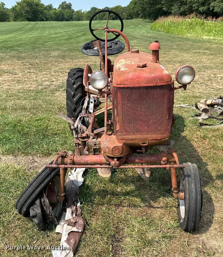 image for item EJ6403 Farmall  Cub tractor